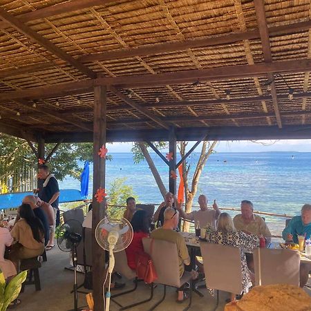 Jush Native And Glamping Hotel Dauis ภายนอก รูปภาพ
