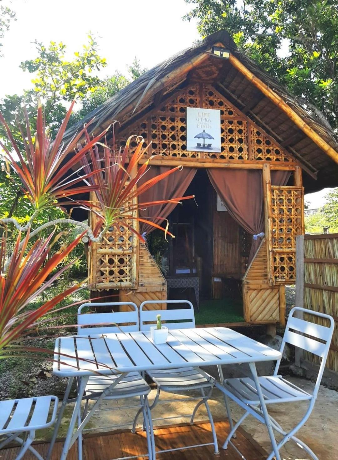Jush Native And Glamping Hotel Dauis ภายนอก รูปภาพ