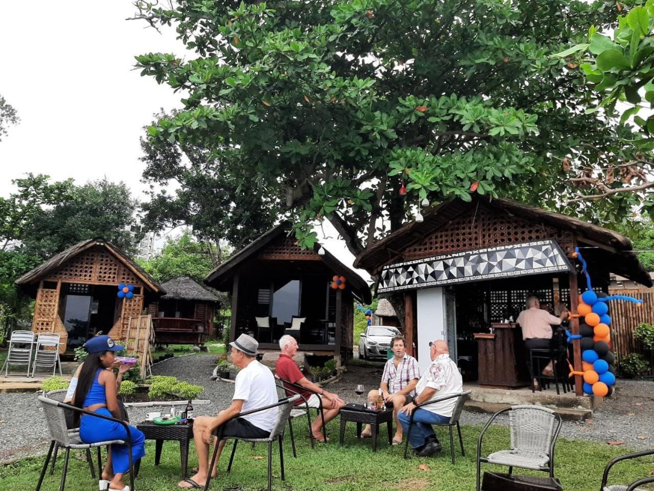 Jush Native And Glamping Hotel Dauis ภายนอก รูปภาพ