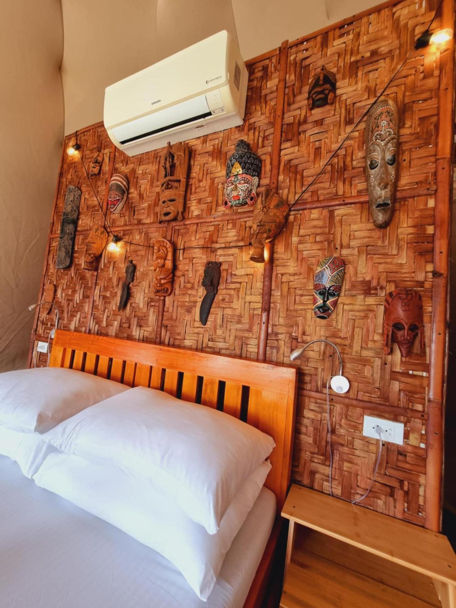 Jush Native And Glamping Hotel Dauis ภายนอก รูปภาพ